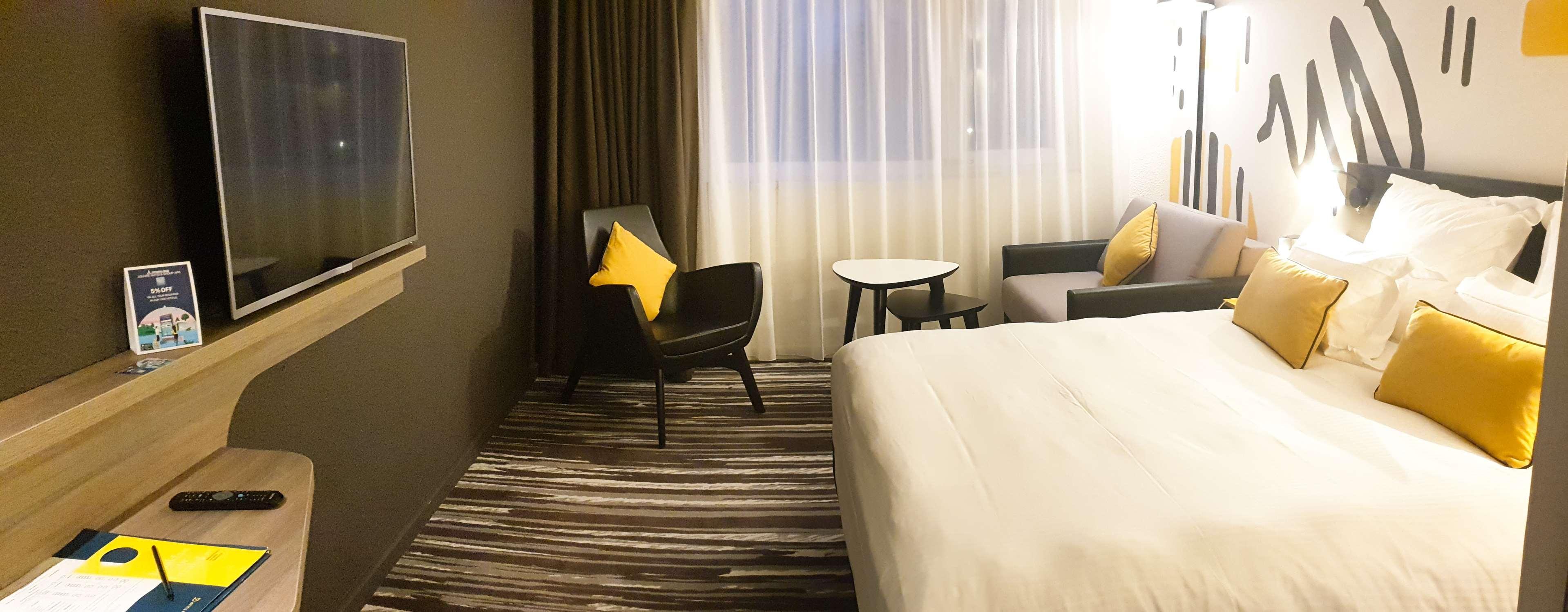 Hotel Golden Tulip Roissy Saint Witz Exterior foto