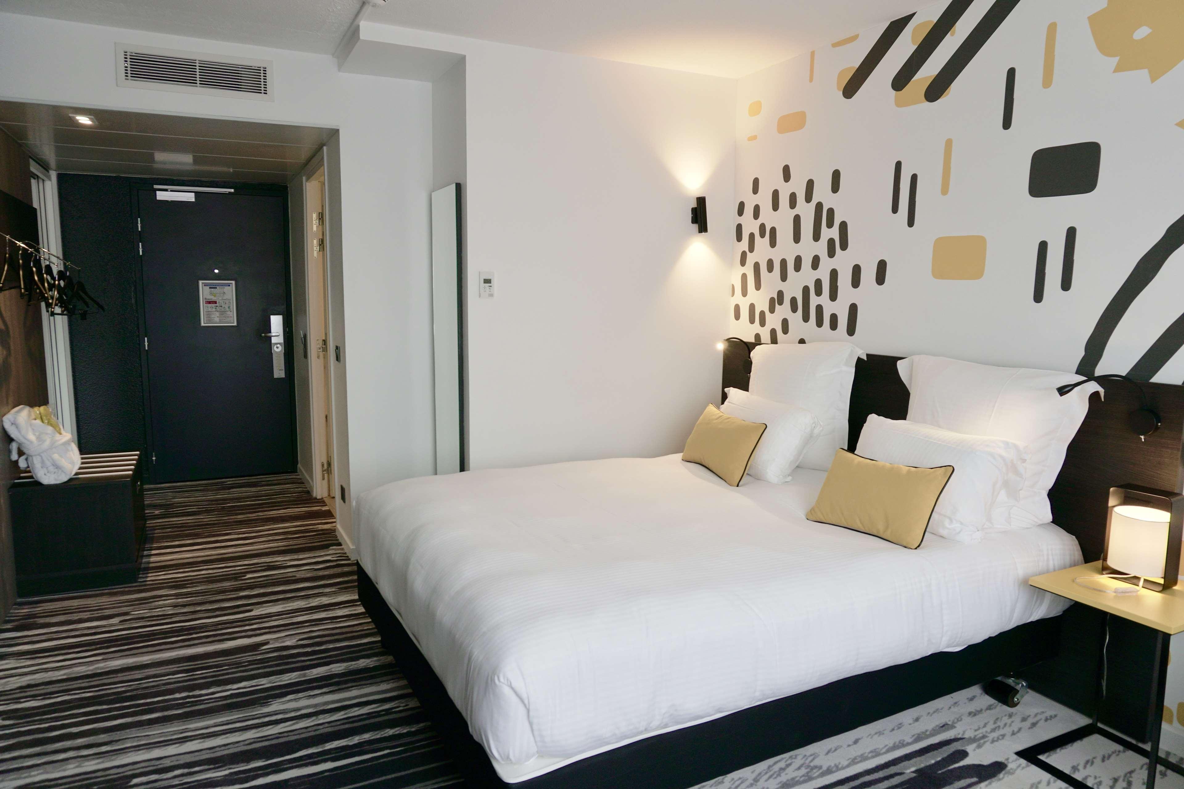 Hotel Golden Tulip Roissy Saint Witz Exterior foto