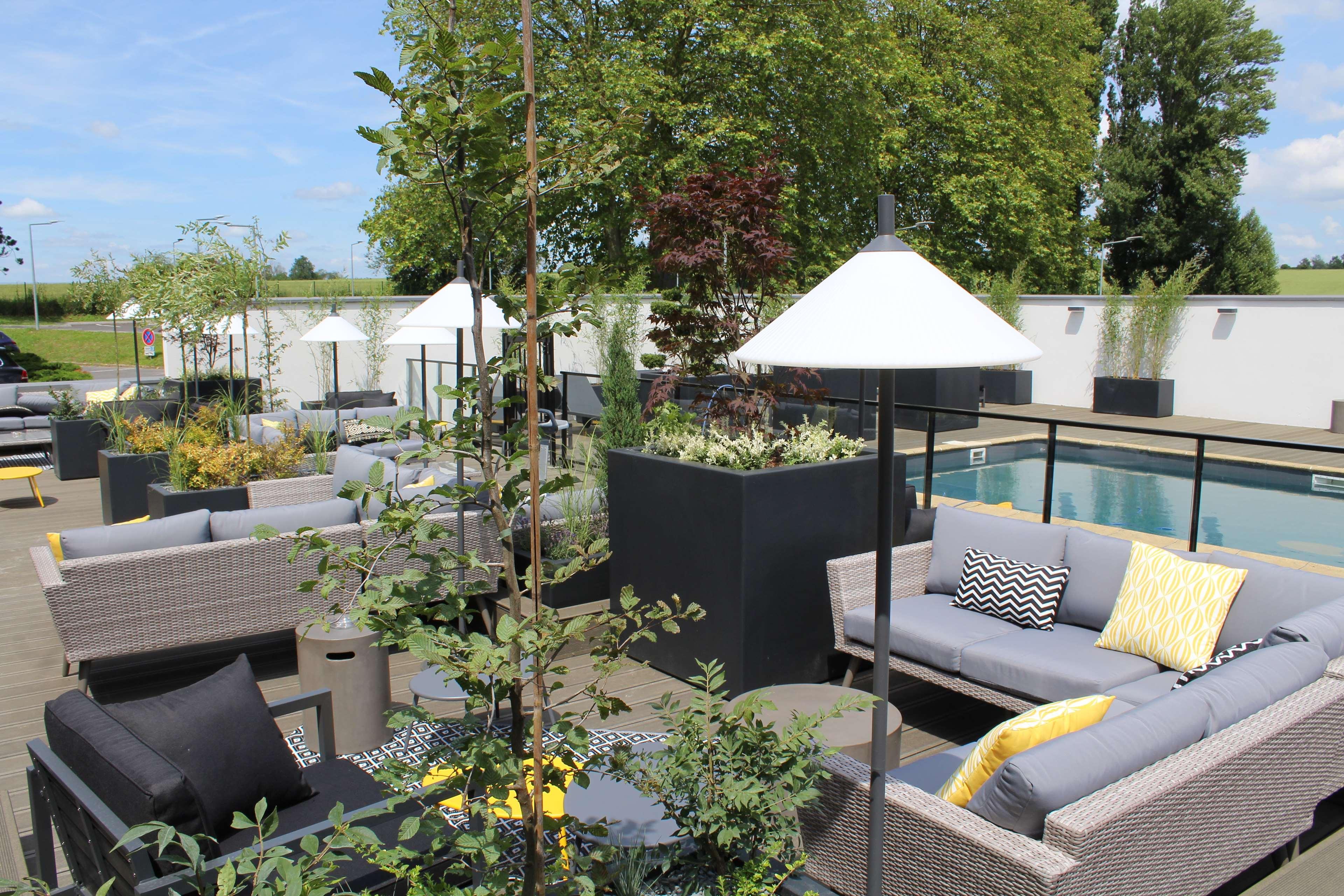 Hotel Golden Tulip Roissy Saint Witz Exterior foto