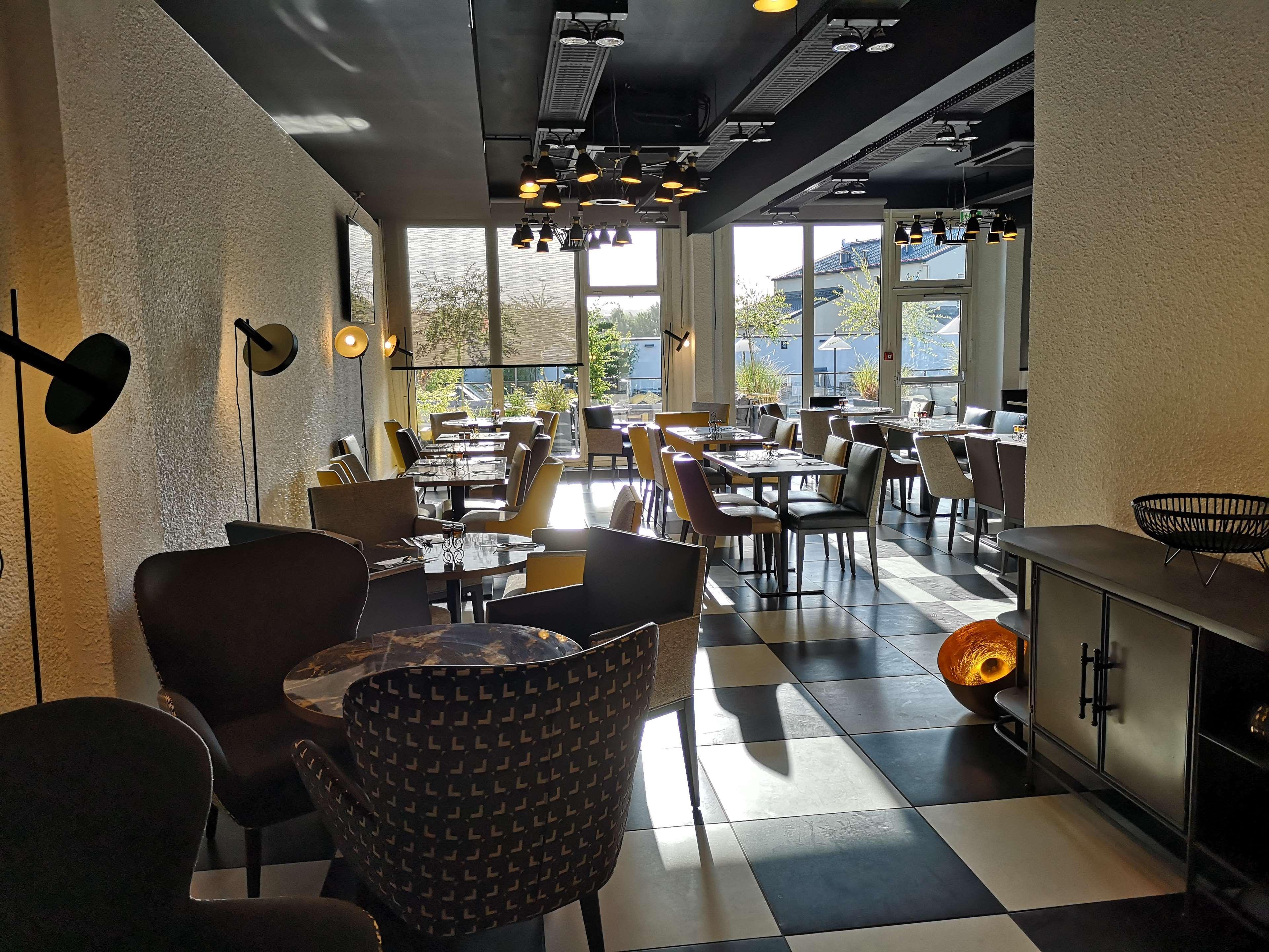 Hotel Golden Tulip Roissy Saint Witz Exterior foto