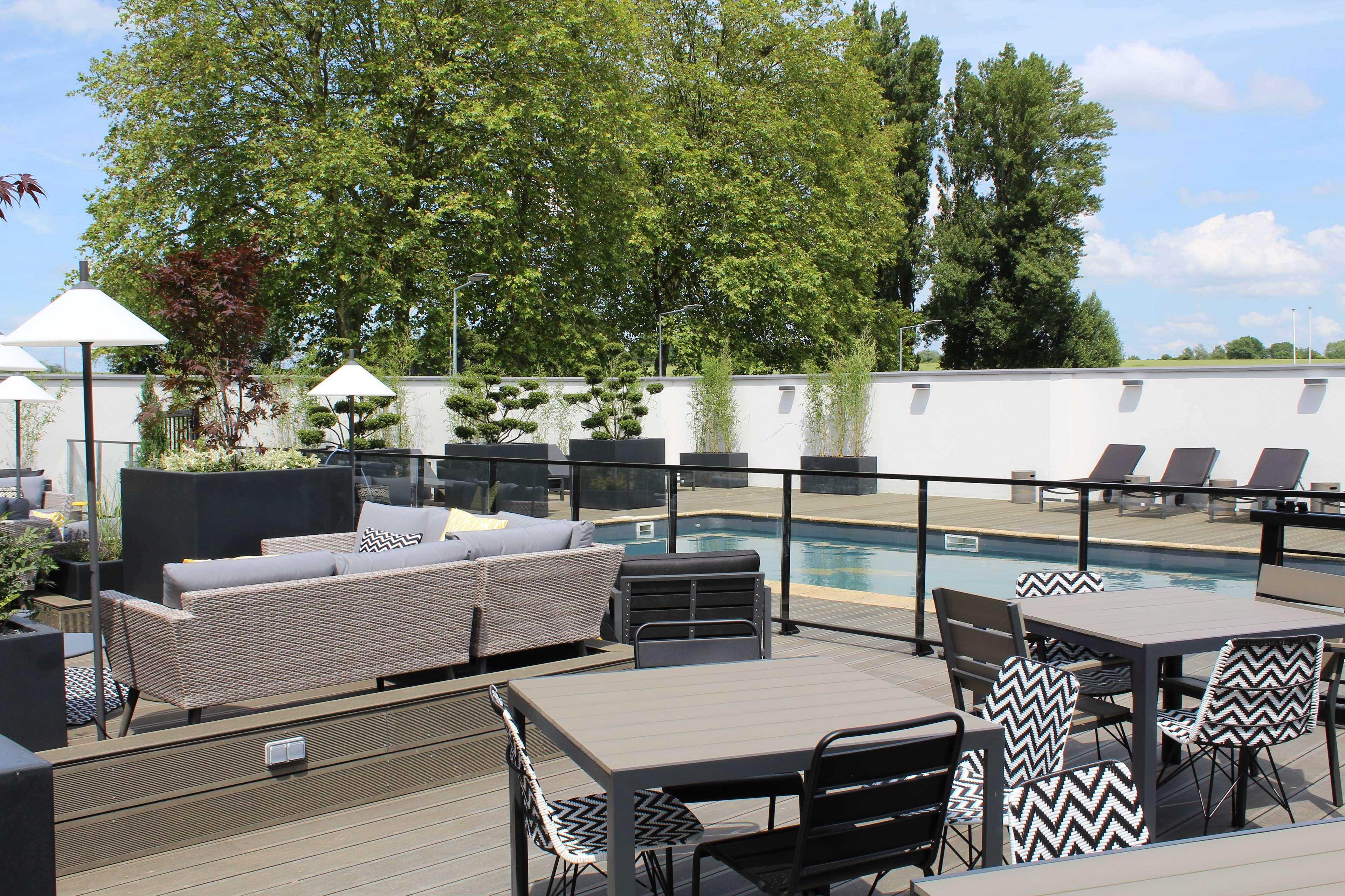 Hotel Golden Tulip Roissy Saint Witz Exterior foto