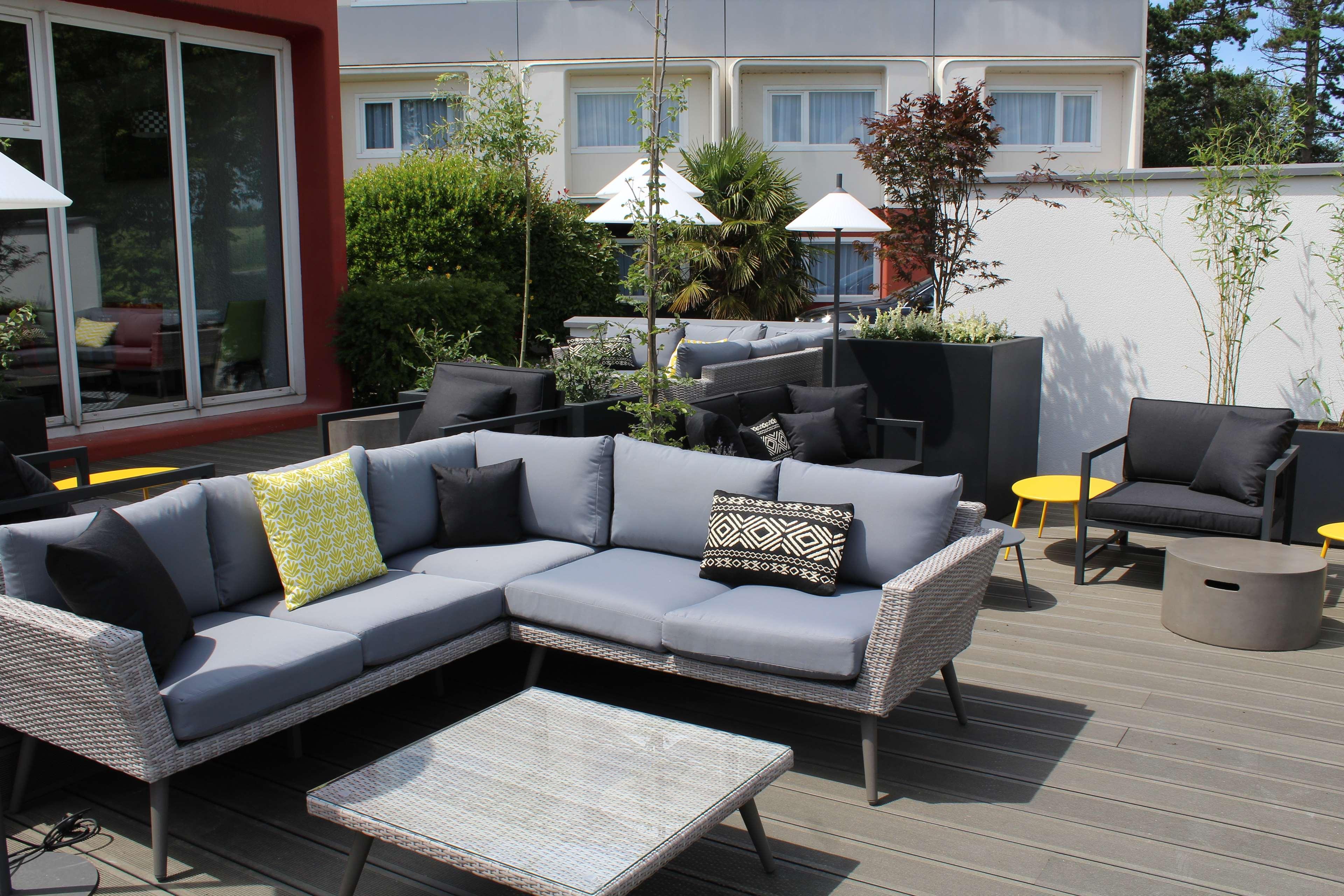 Hotel Golden Tulip Roissy Saint Witz Exterior foto