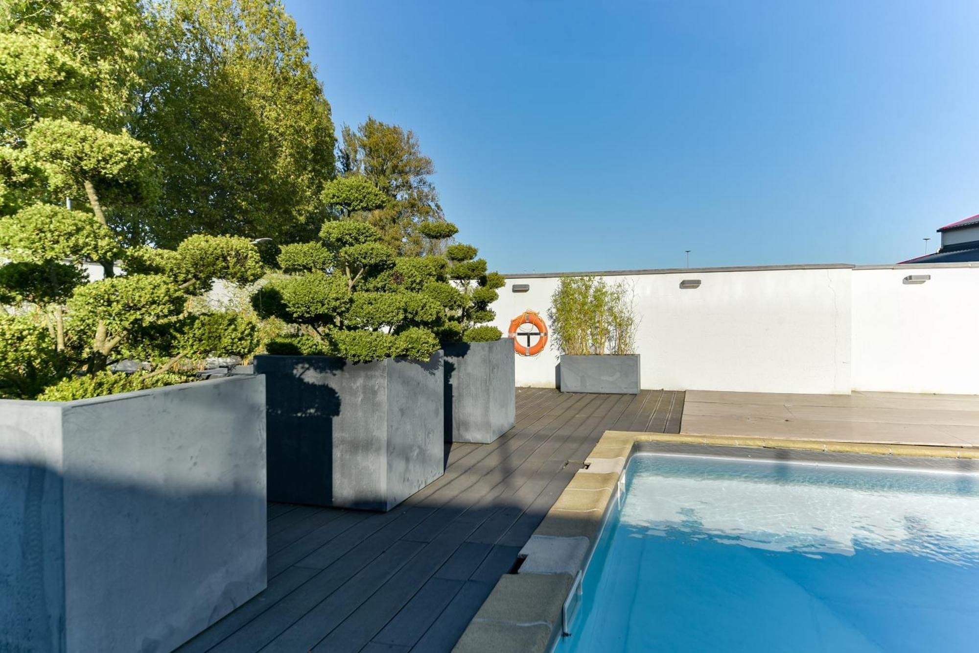 Hotel Golden Tulip Roissy Saint Witz Exterior foto