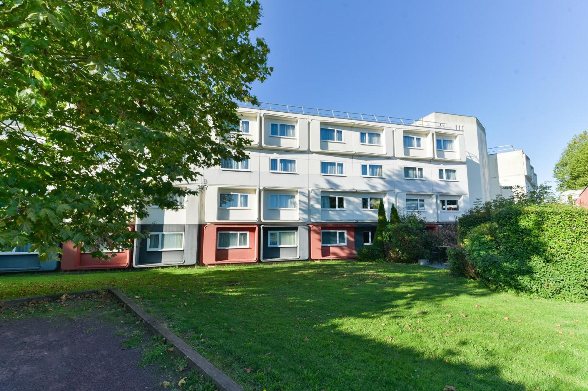 Hotel Golden Tulip Roissy Saint Witz Exterior foto