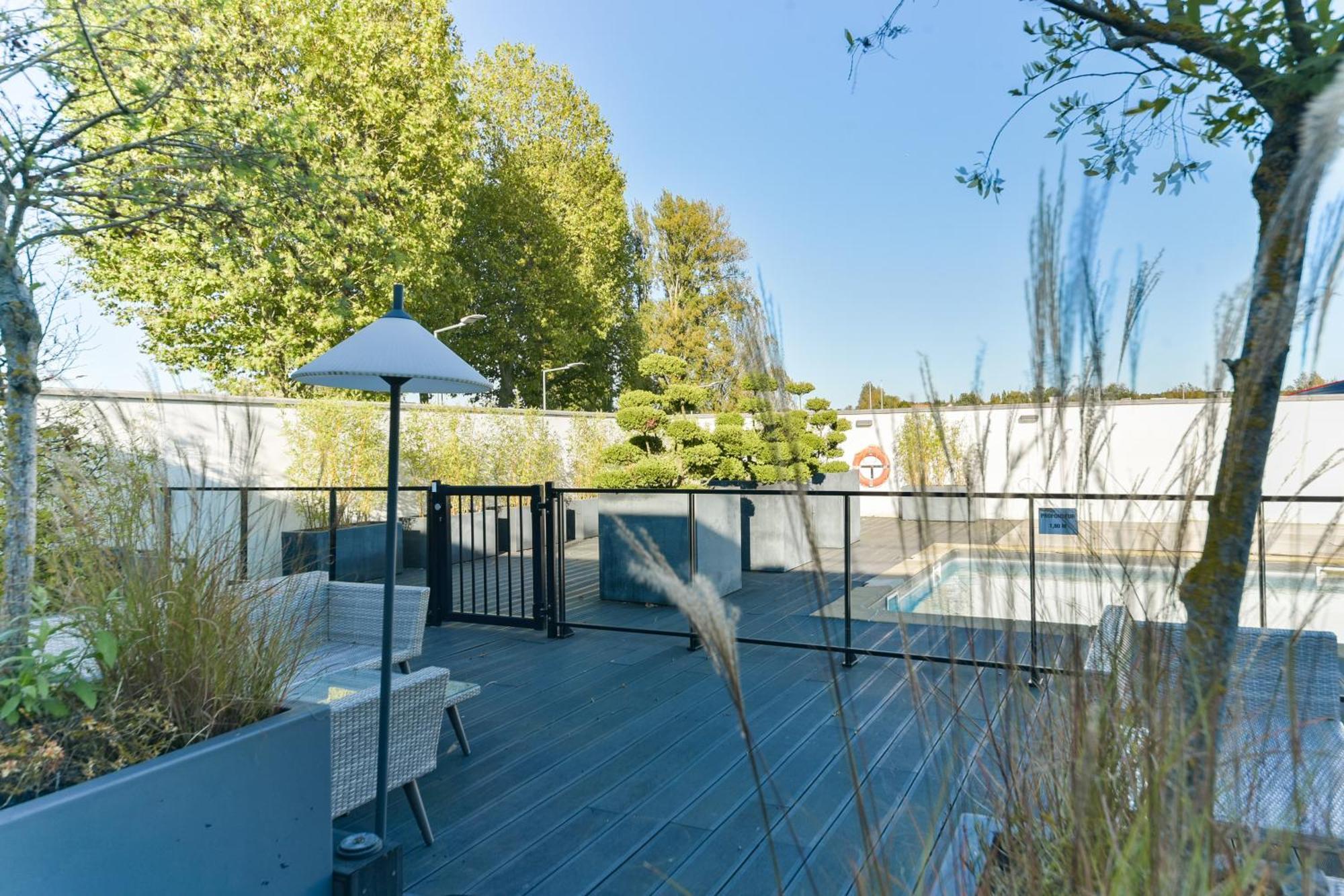 Hotel Golden Tulip Roissy Saint Witz Exterior foto